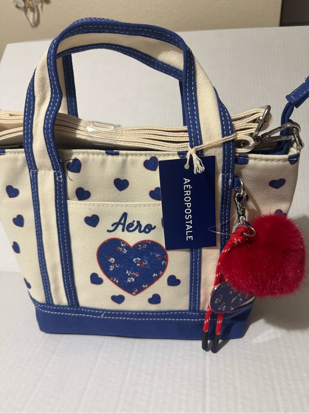 Aero Aeropostale Cream and dark Blue Heart Canvas Tote BNWT